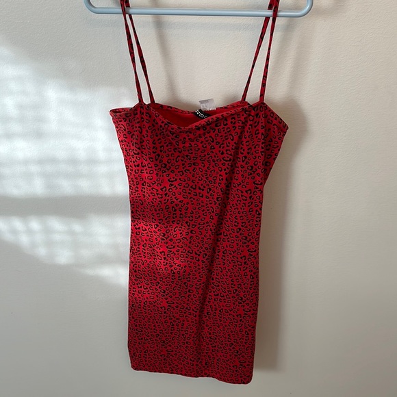 H&M red bodycon mini dress - Picture 1 of 3
